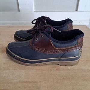 Sporto Duck Shoes Thermolite Waterproof Low Top
Size: 6